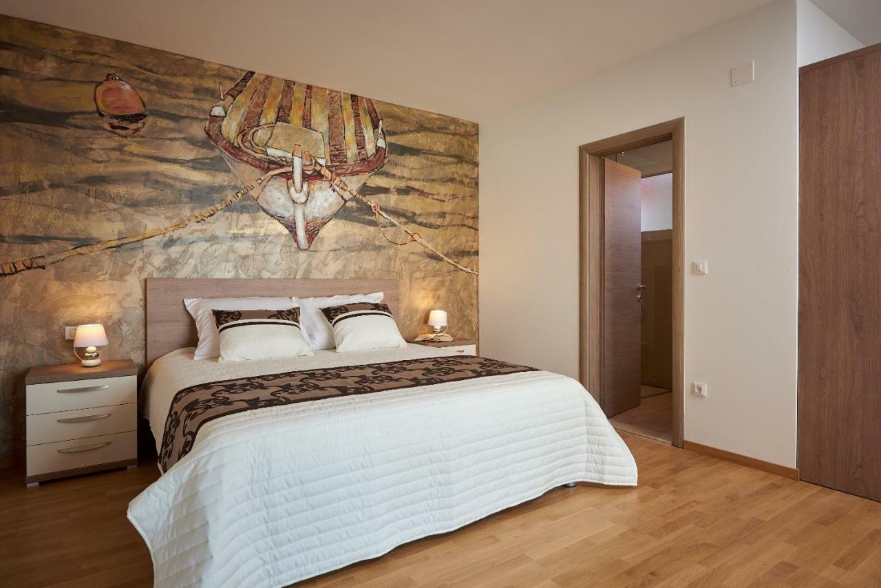 Luxury Villa Residence Zupanovic Trogir Eksteriør bilde